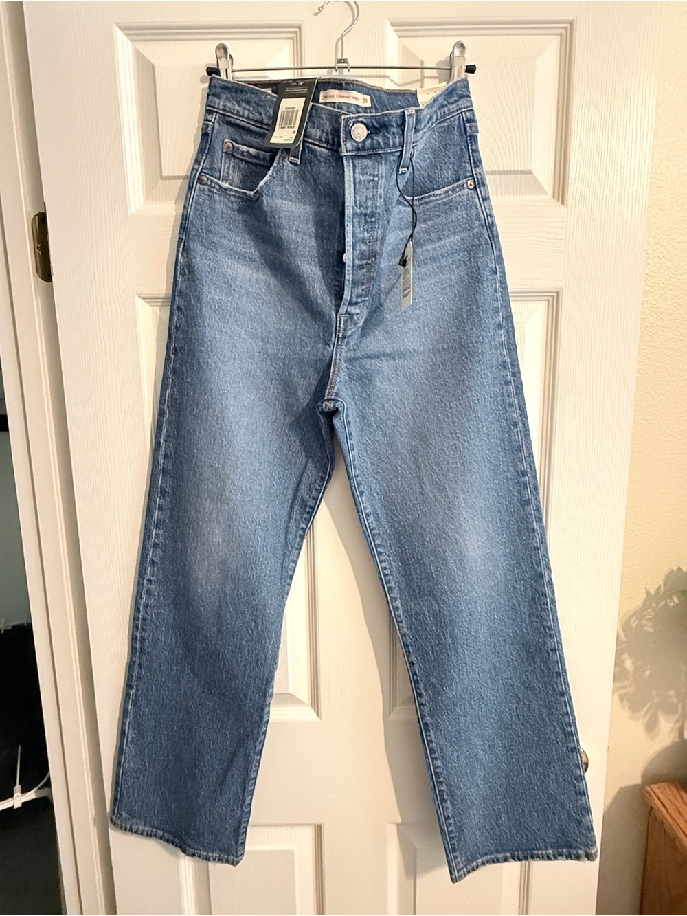 Levi's High-Rise Wide-Leg Jeans in Light Blue Wash